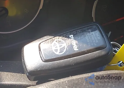 2021 Toyota Rav4 Xle из США, поврежденный, VIN 2T3W1RFV2MC104054